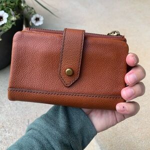 NWT Fossil Lainie Multifunction Brown Pebbled Leather Wallet